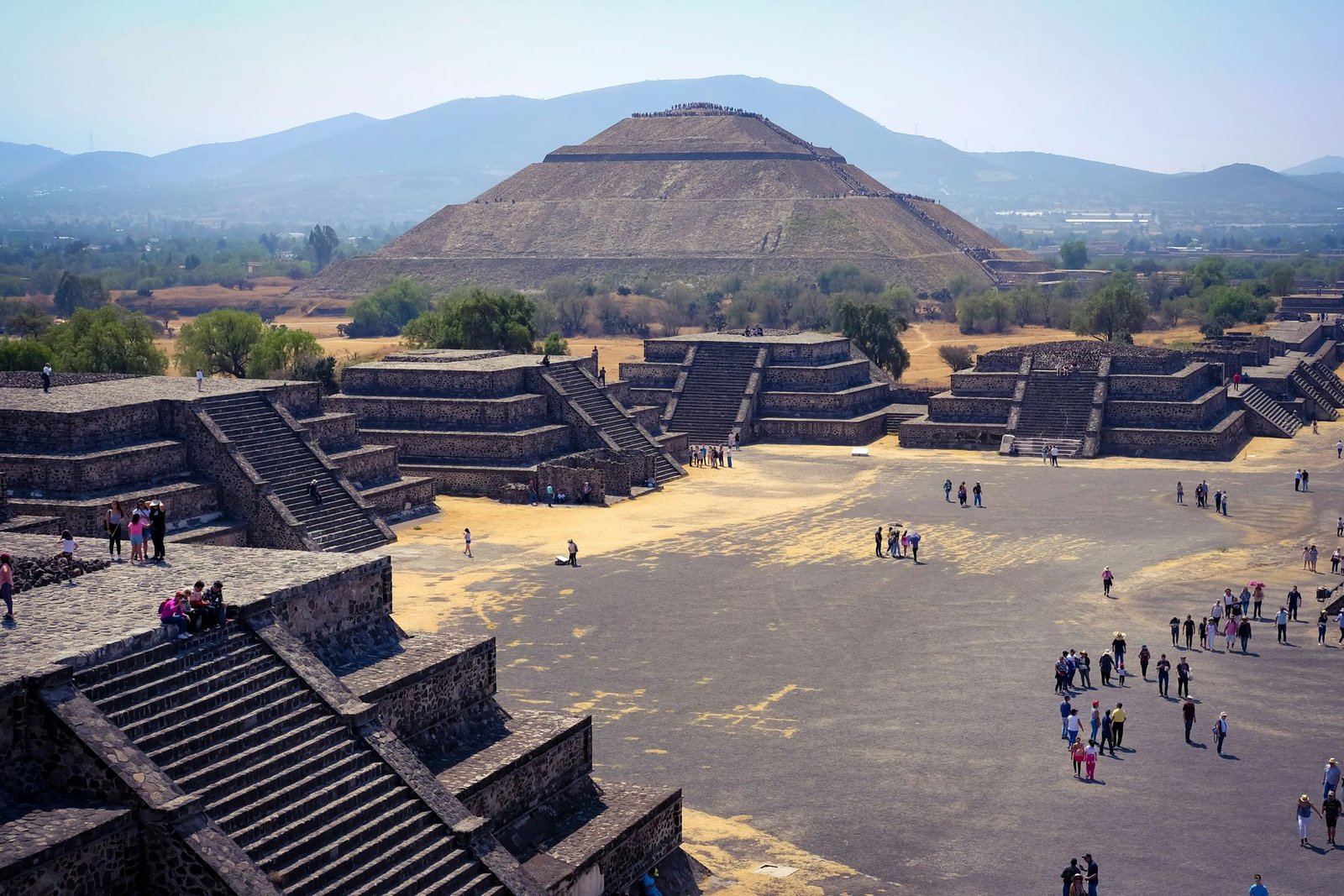 Pyramid of the Sun and Avenue of the Dead, Teotihuacán